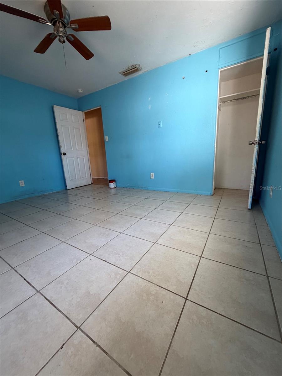 Image 13 of 30 For 1062 40th Street