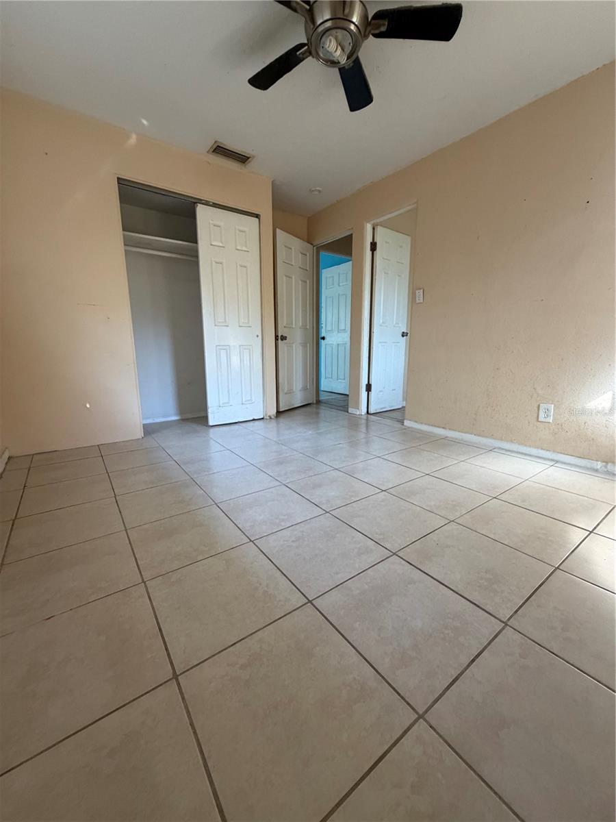 Image 18 of 30 For 1062 40th Street