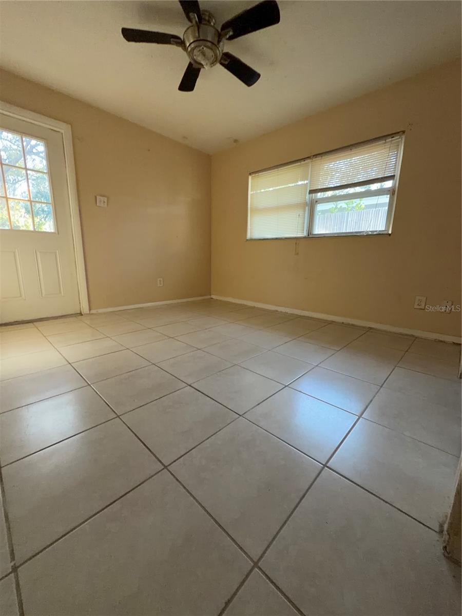 Image 19 of 30 For 1062 40th Street