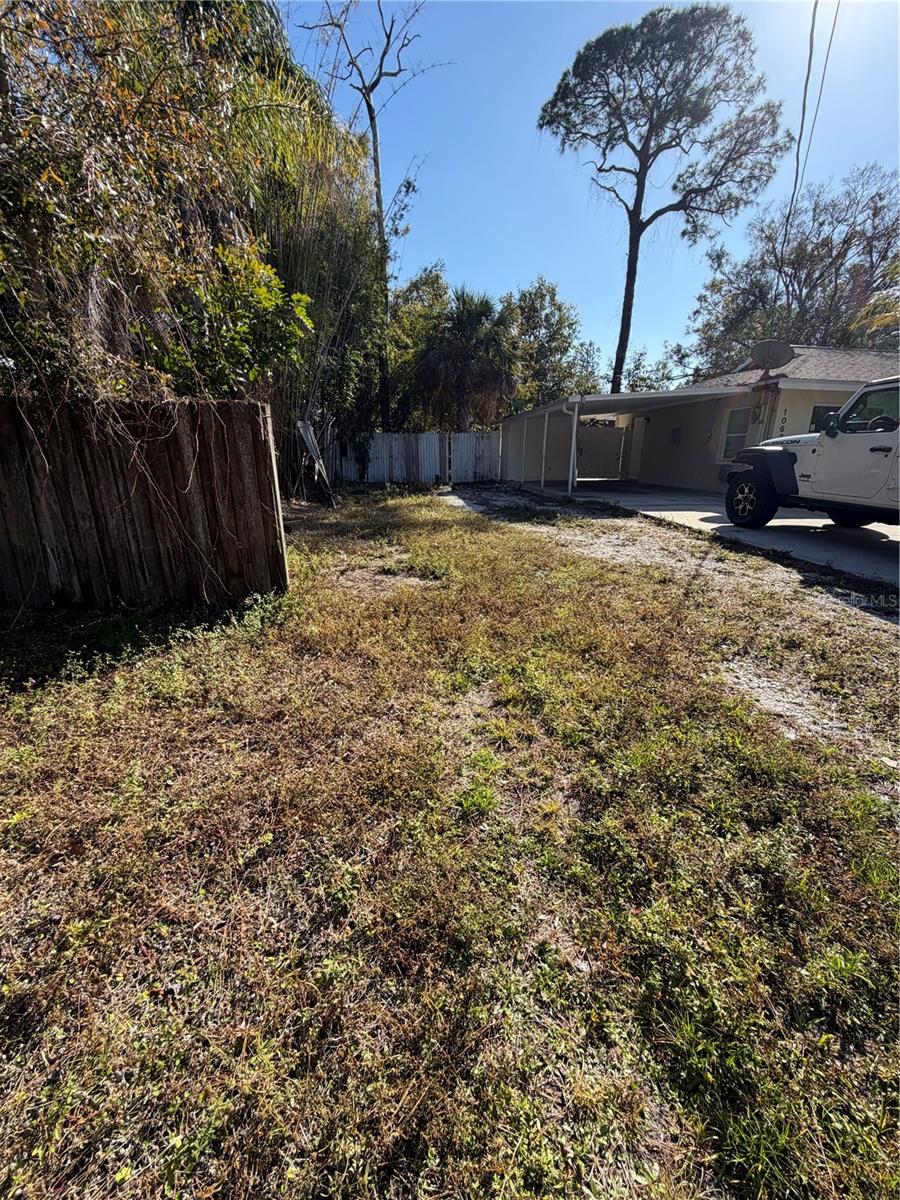 Image 24 of 30 For 1062 40th Street