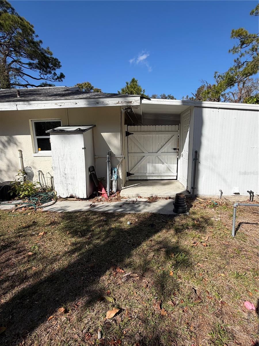 Image 27 of 30 For 1062 40th Street