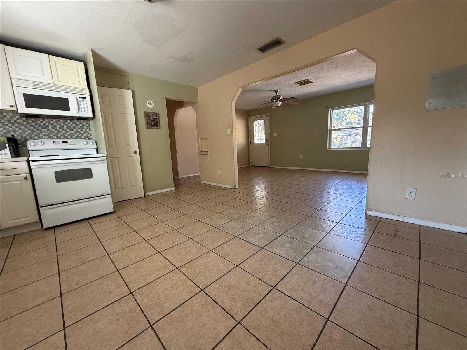 Image 5 of 30 For 1062 40th Street