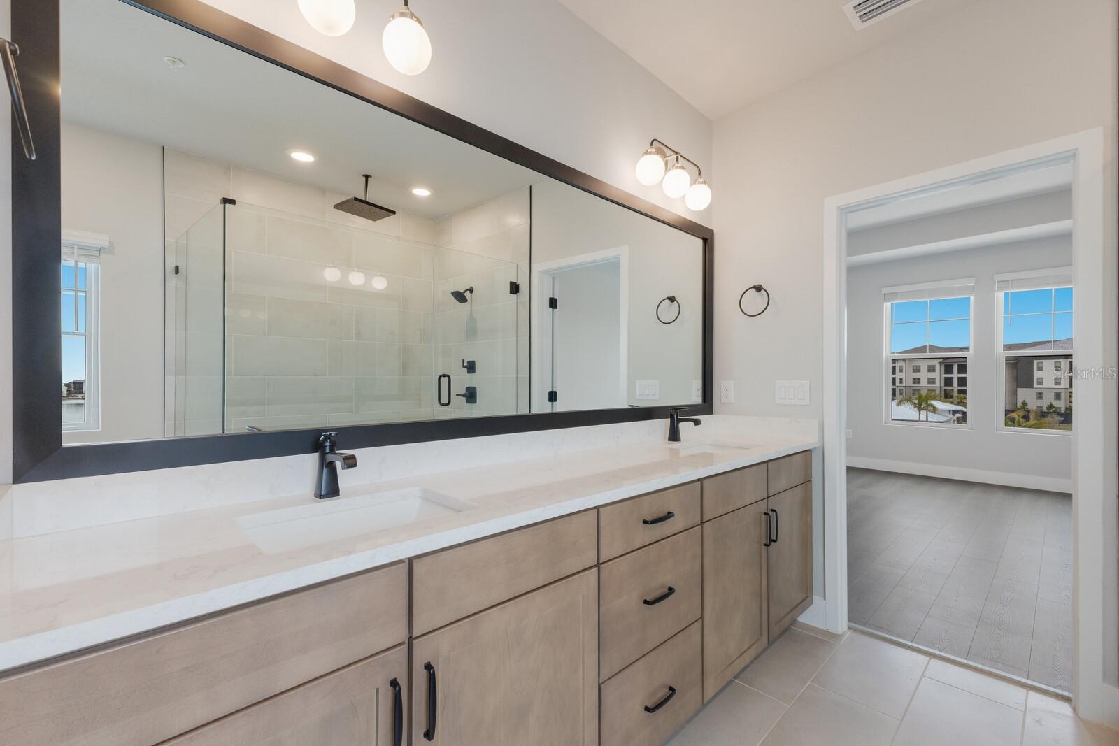 Image 28 of 84 For 7420 Newham Lane