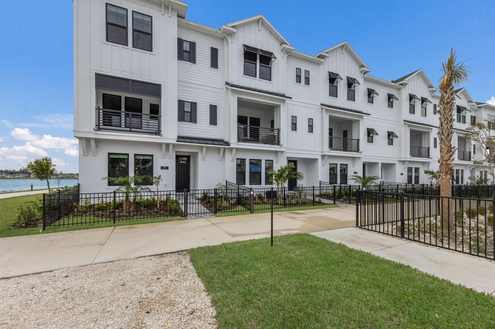 Image 3 of 84 For 7420 Newham Lane