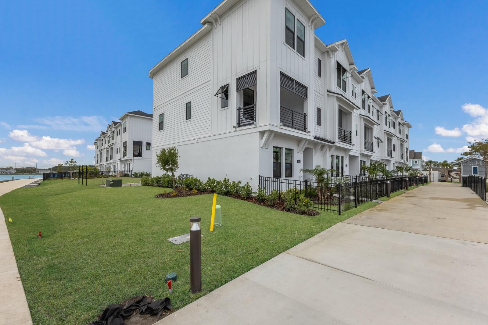 Image 9 of 84 For 7420 Newham Lane