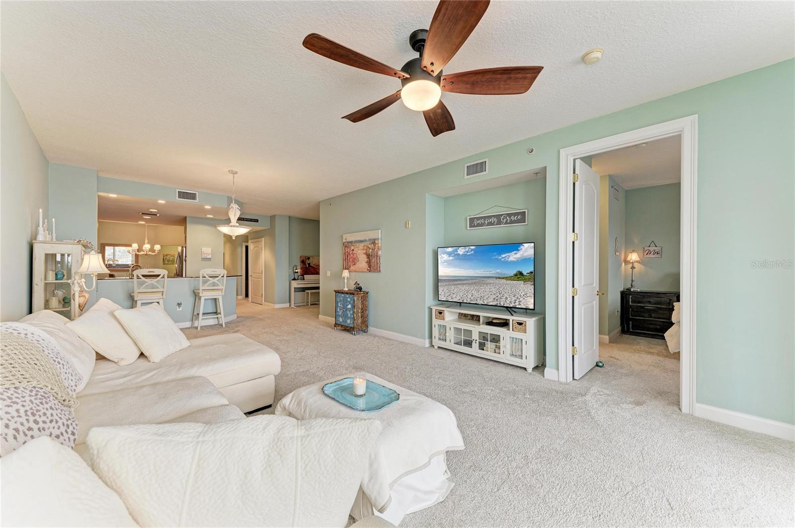 Image 19 of 49 For 610 Riviera Dunes Way 406