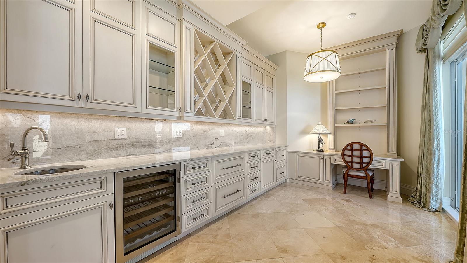 Image 10 of 61 For 4127 Gulf Of Mexico Drive N102