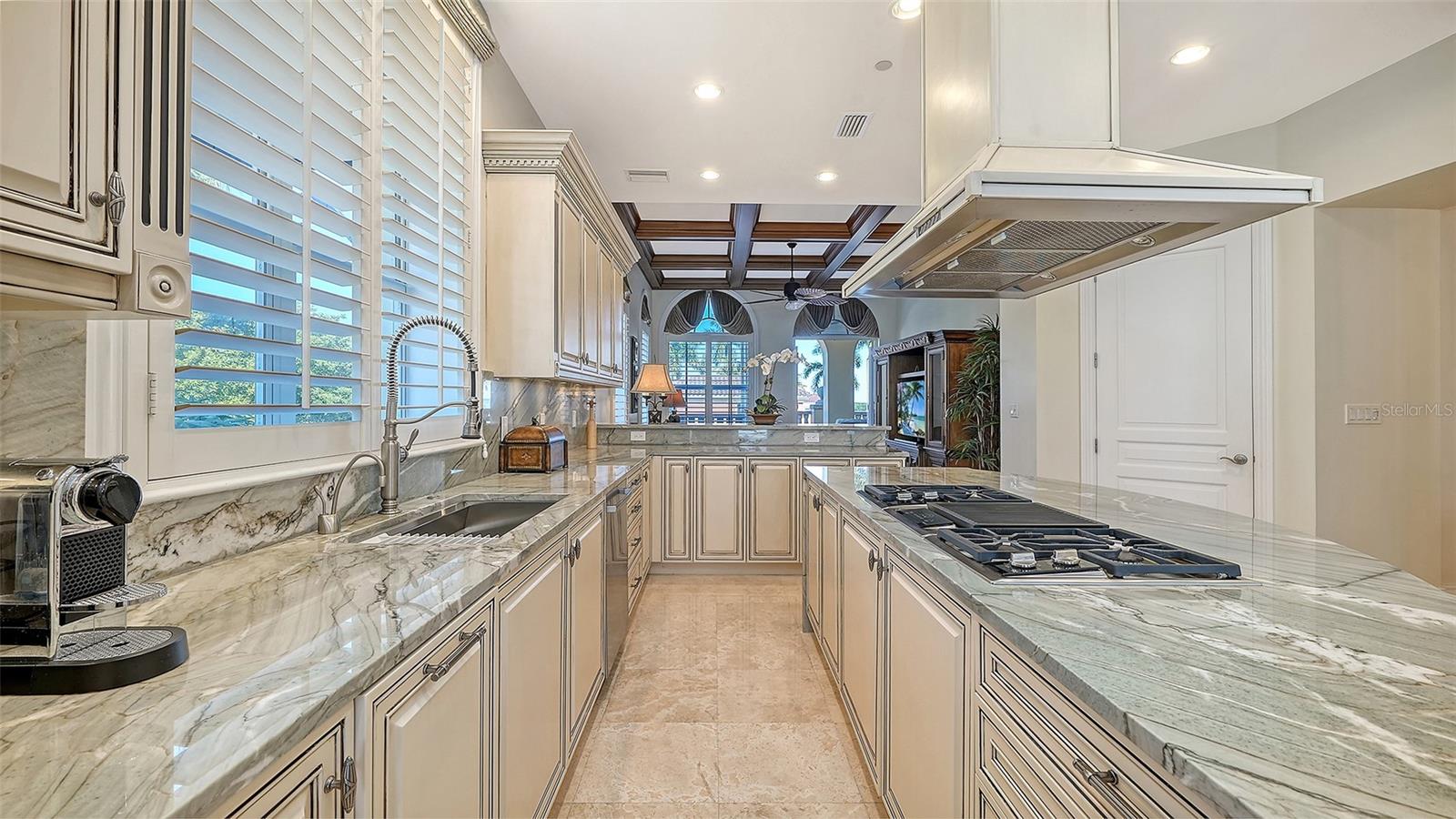 Image 15 of 61 For 4127 Gulf Of Mexico Drive N102