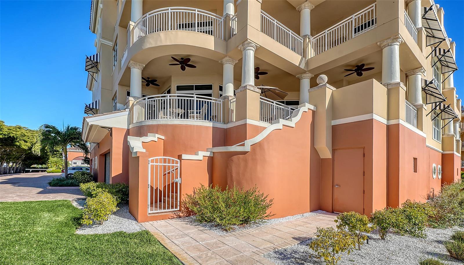 Image 50 of 61 For 4127 Gulf Of Mexico Drive N102