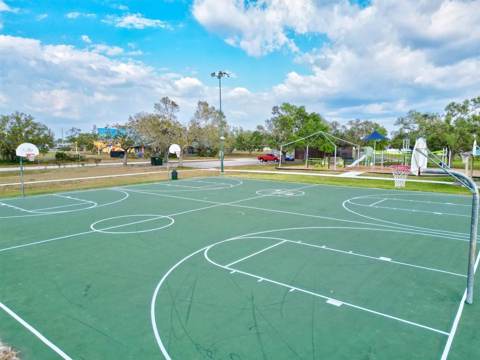 Image 29 of 33 For 6792 Higdon Road