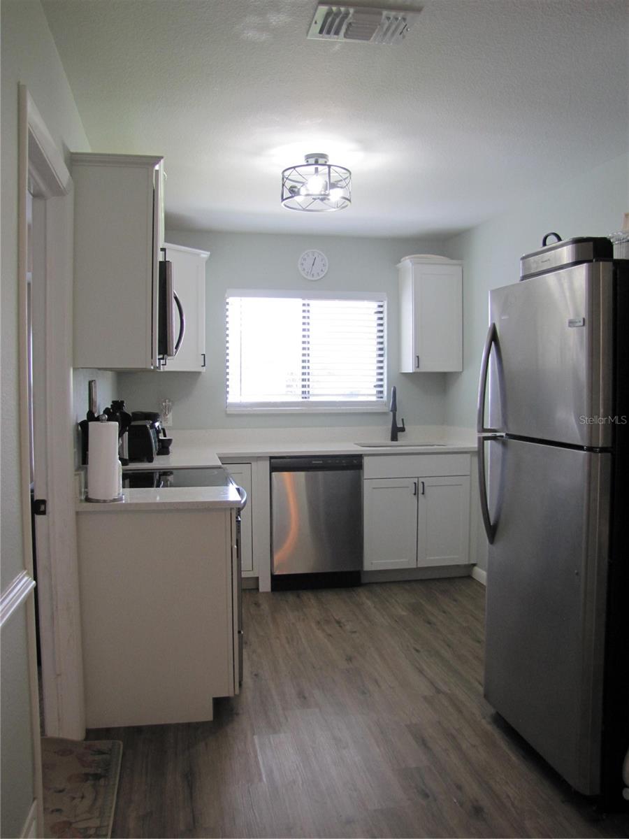 Image 6 of 33 For 6792 Higdon Road