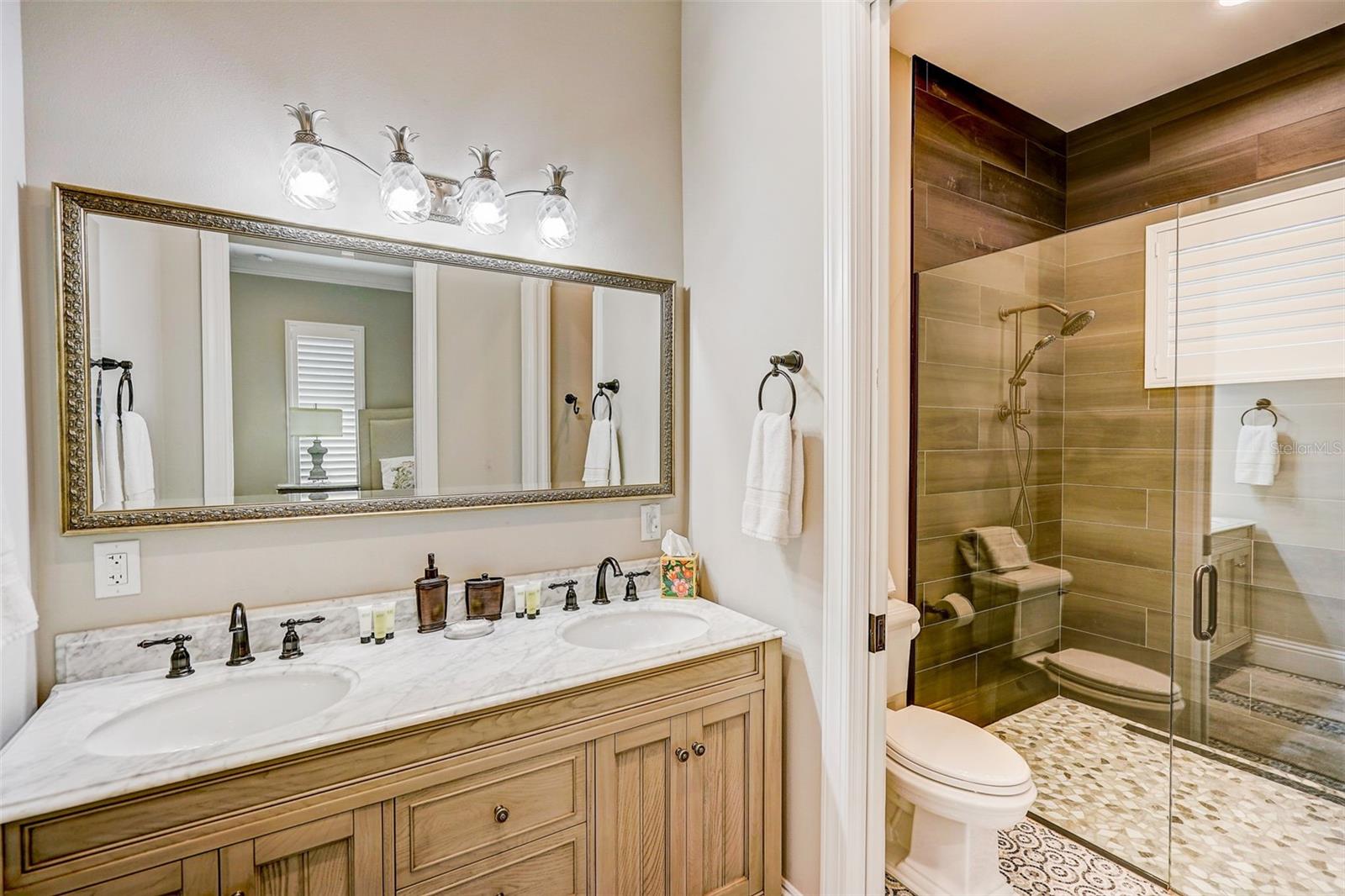 Image 39 of 67 For 125 Blvd Of Presidents