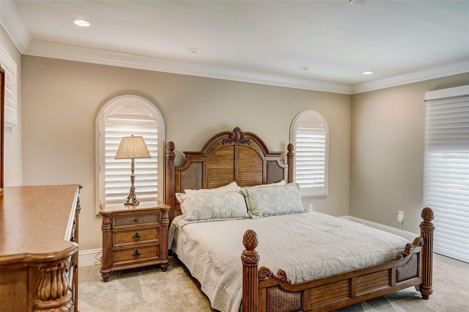 Image 42 of 67 For 125 Blvd Of Presidents