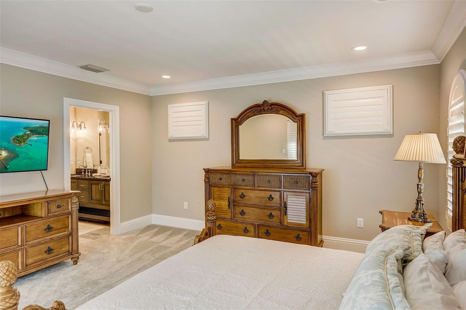 Image 43 of 67 For 125 Blvd Of Presidents