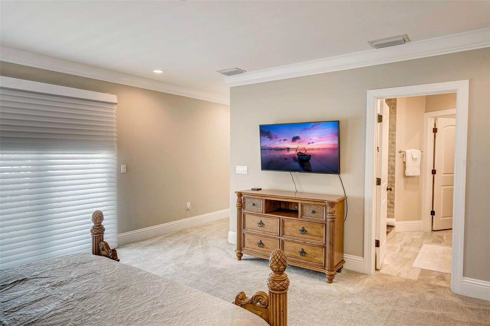 Image 44 of 67 For 125 Blvd Of Presidents