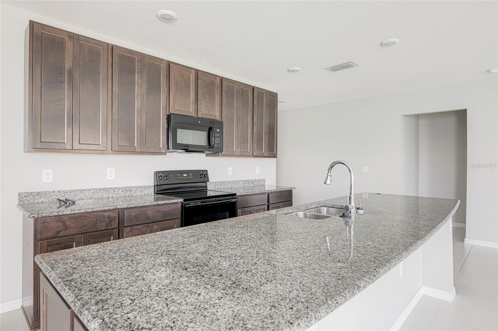 Image 7 of 36 For 3215 Brooklyn Avenue