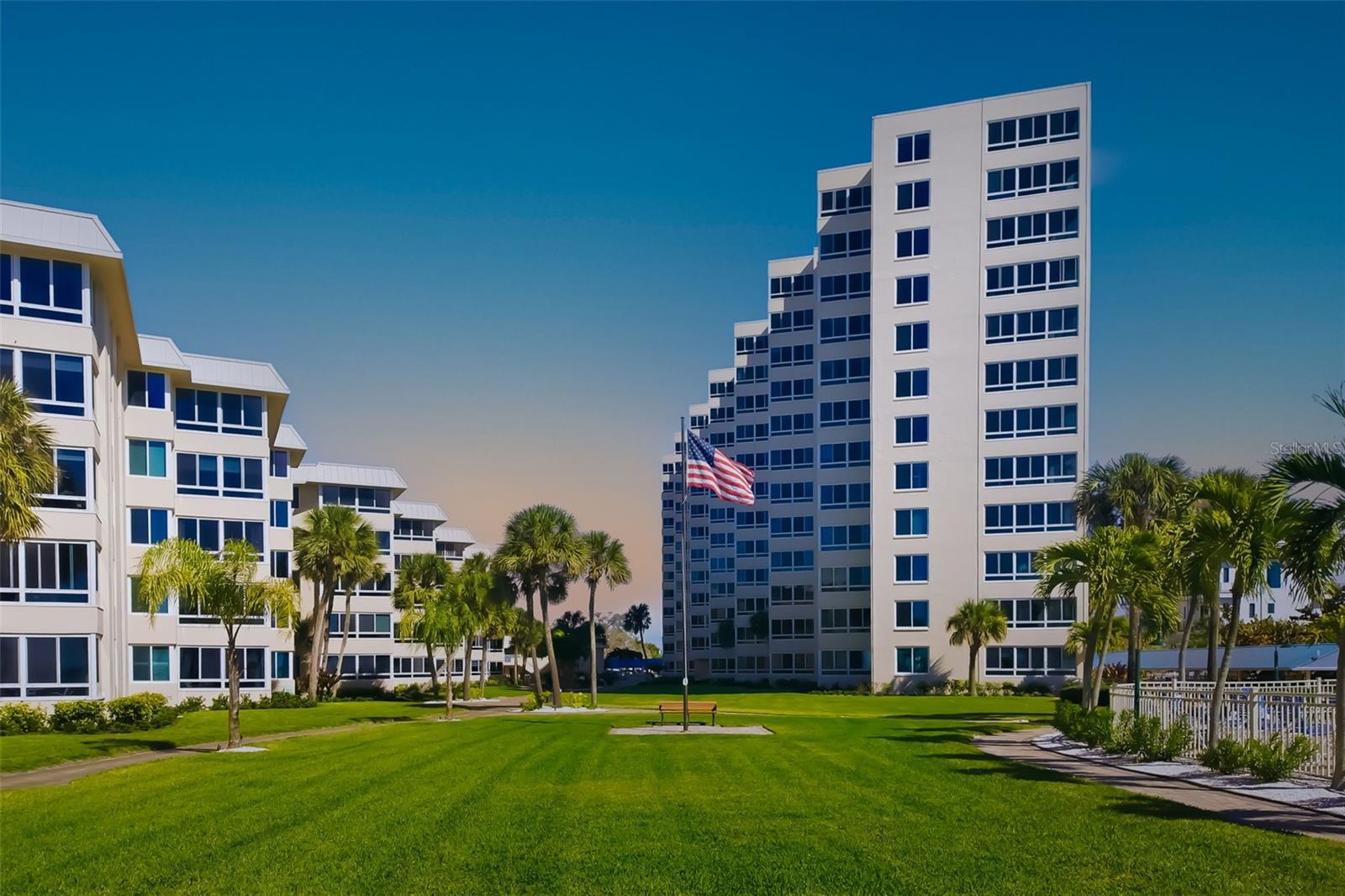 Image 2 of 46 For 5920 Midnight Pass Road 704