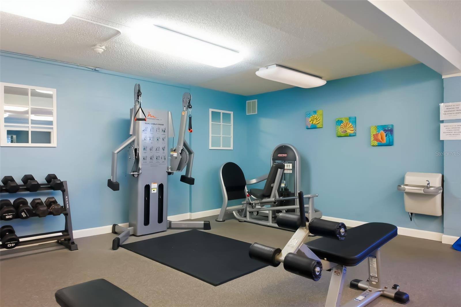 Image 37 of 46 For 5920 Midnight Pass Road 704