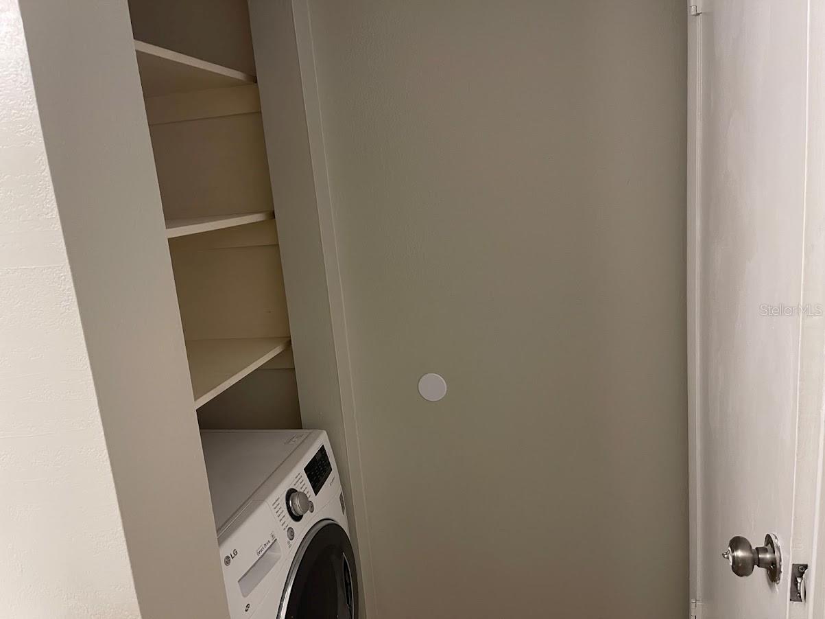 Image 15 of 40 For 2763 Woodgate Lane 111