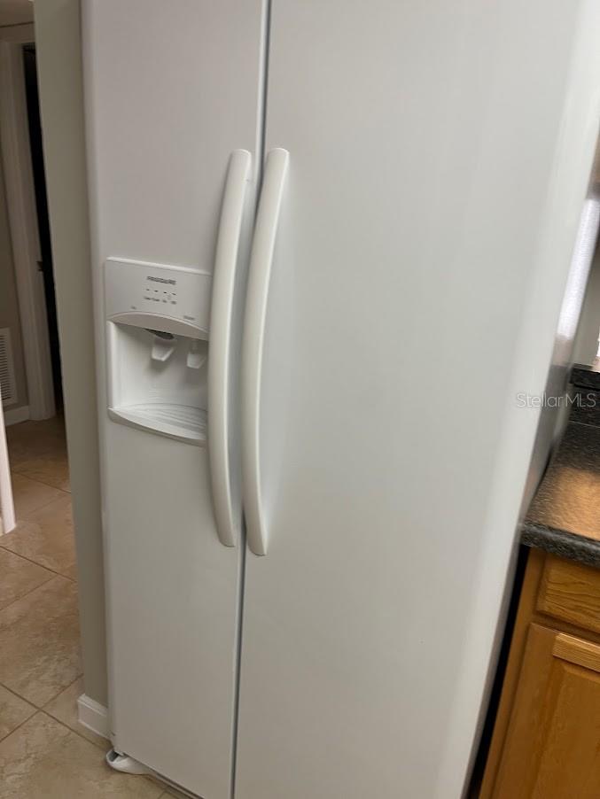 Image 26 of 40 For 2763 Woodgate Lane 111