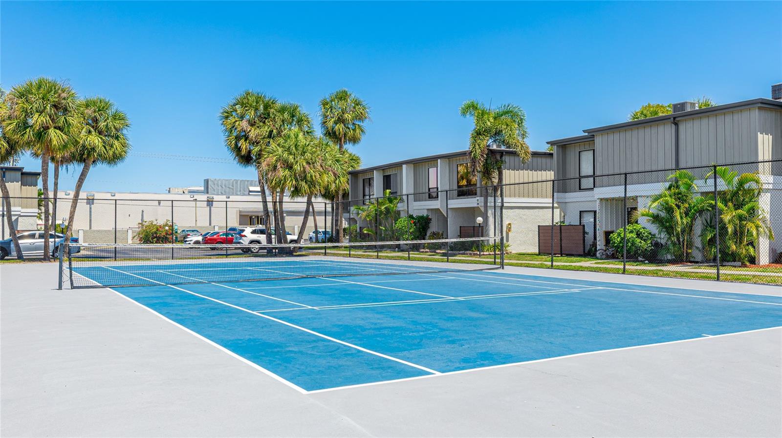 Image 41 of 43 For 4001 Beneva Road 305