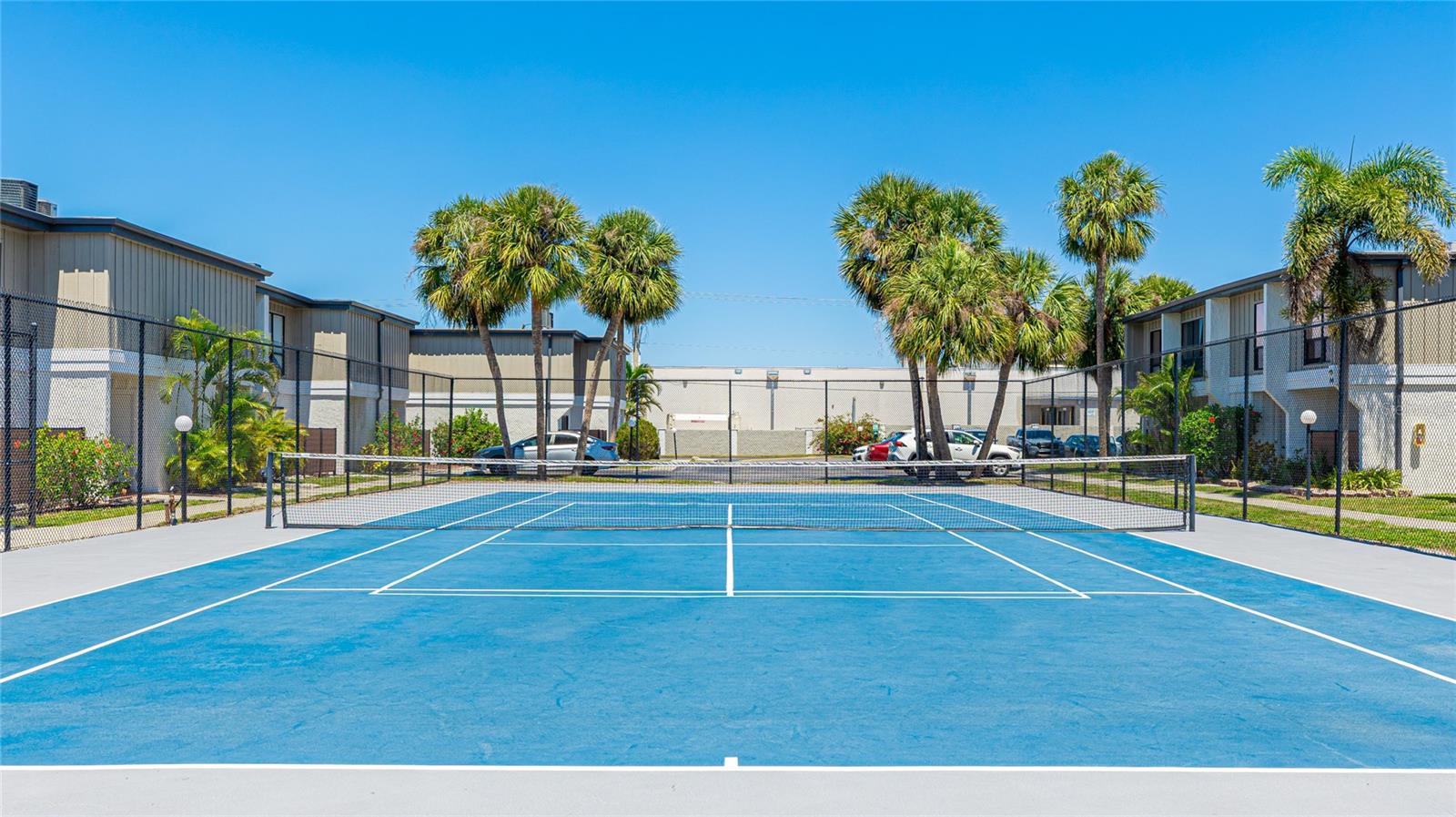 Image 42 of 43 For 4001 Beneva Road 305