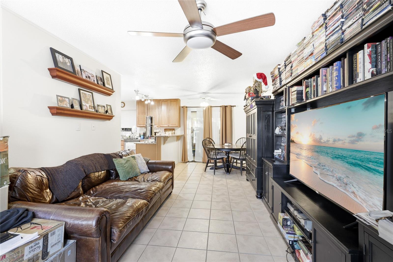 Image 9 of 43 For 4001 Beneva Road 305