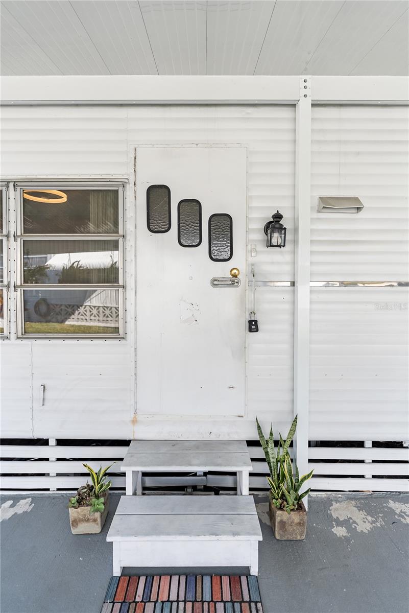 Image 27 of 45 For 1100 University Parkway