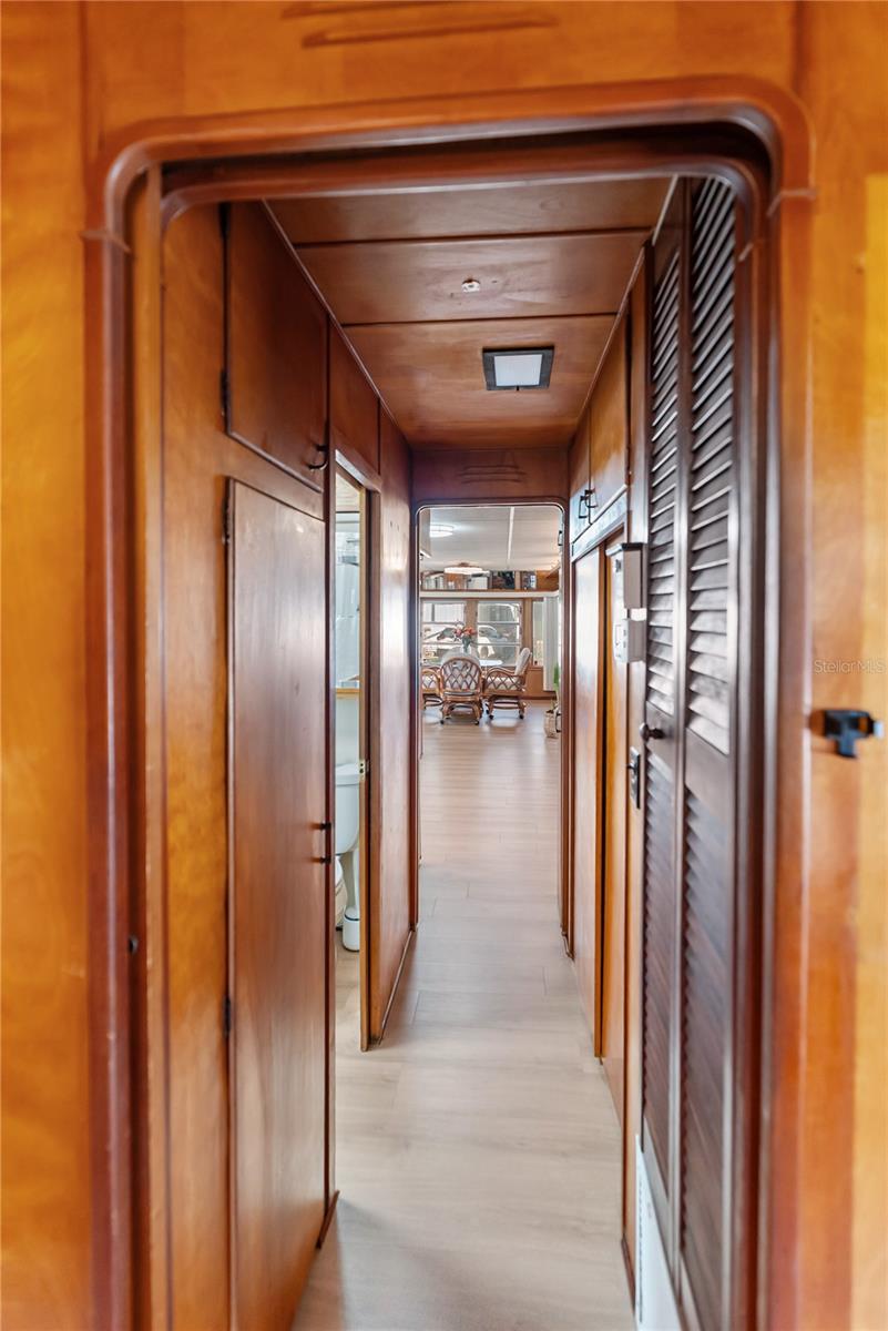 Image 35 of 45 For 1100 University Parkway