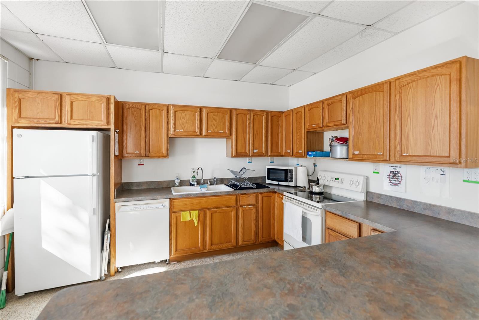 Image 44 of 45 For 1100 University Parkway