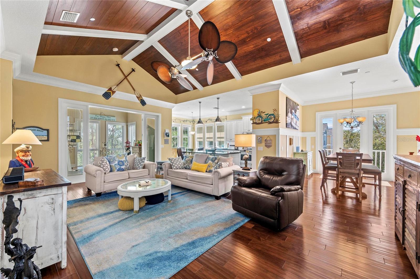 Image 12 of 100 For 267 Sapphire Lake Drive 202