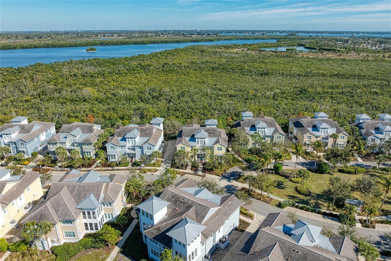 Image 2 of 100 For 267 Sapphire Lake Drive 202