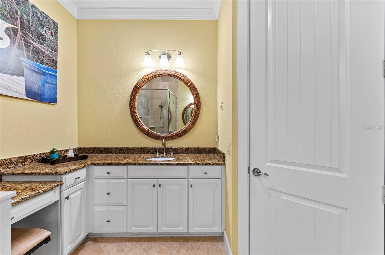 Image 29 of 100 For 267 Sapphire Lake Drive 202