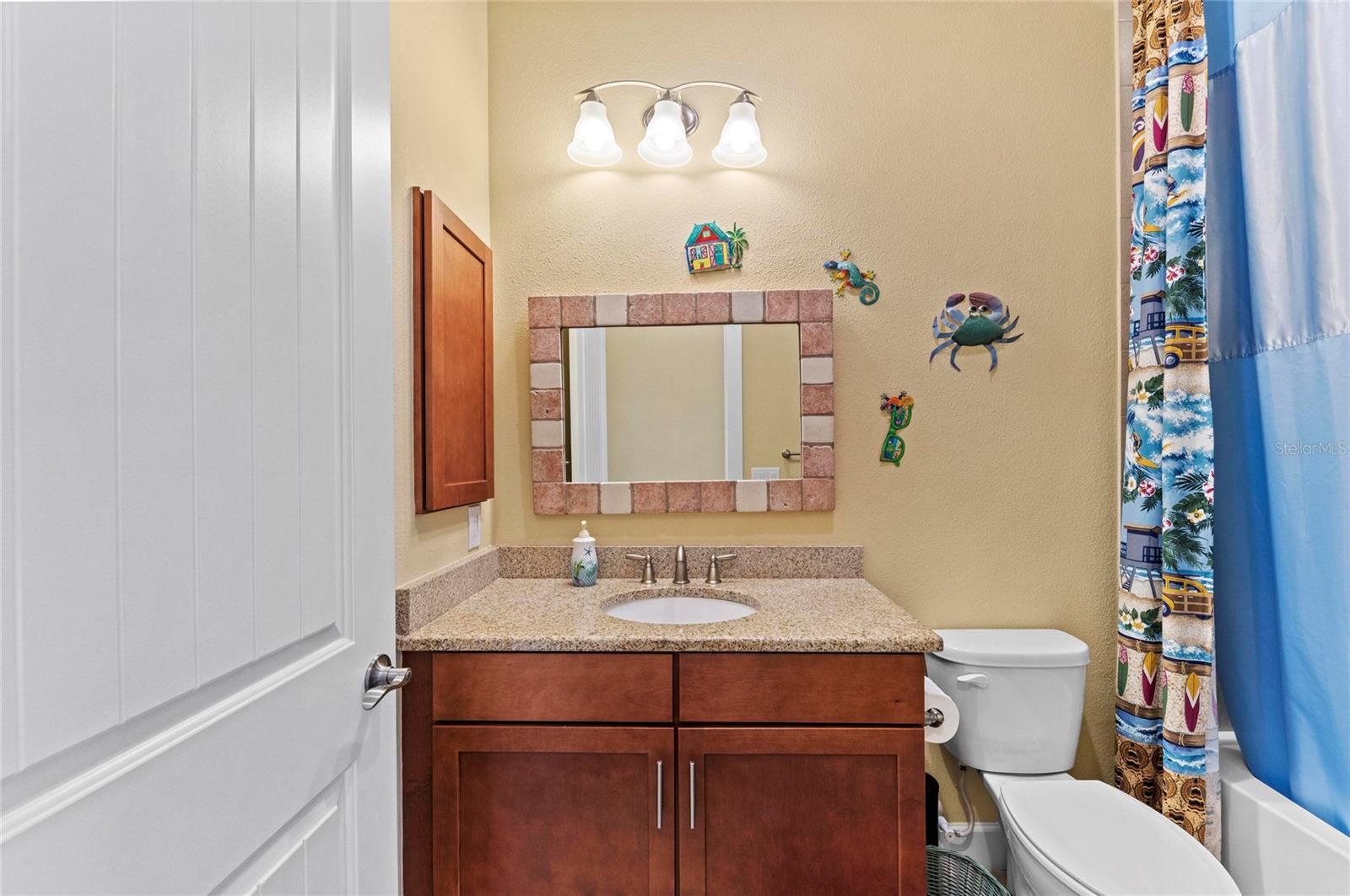 Image 38 of 100 For 267 Sapphire Lake Drive 202