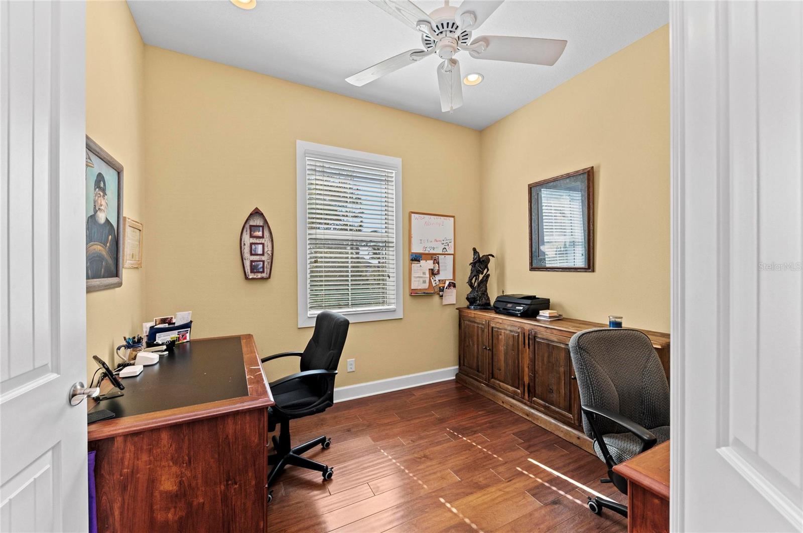 Image 41 of 100 For 267 Sapphire Lake Drive 202