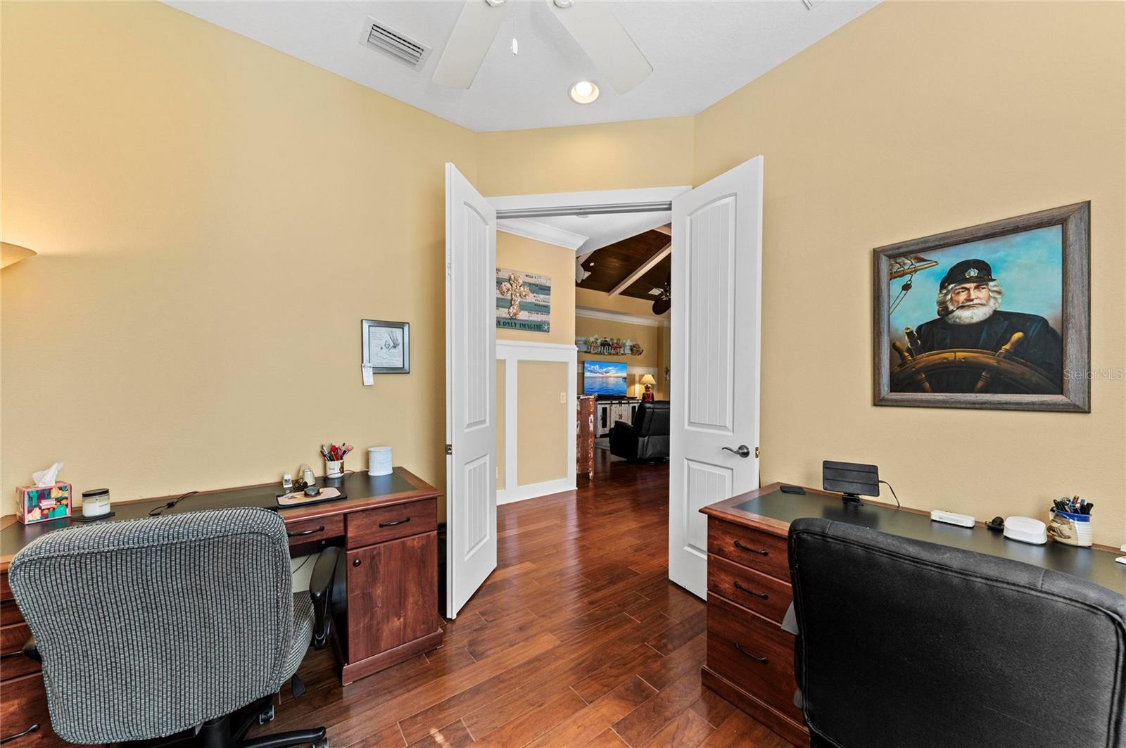 Image 42 of 100 For 267 Sapphire Lake Drive 202