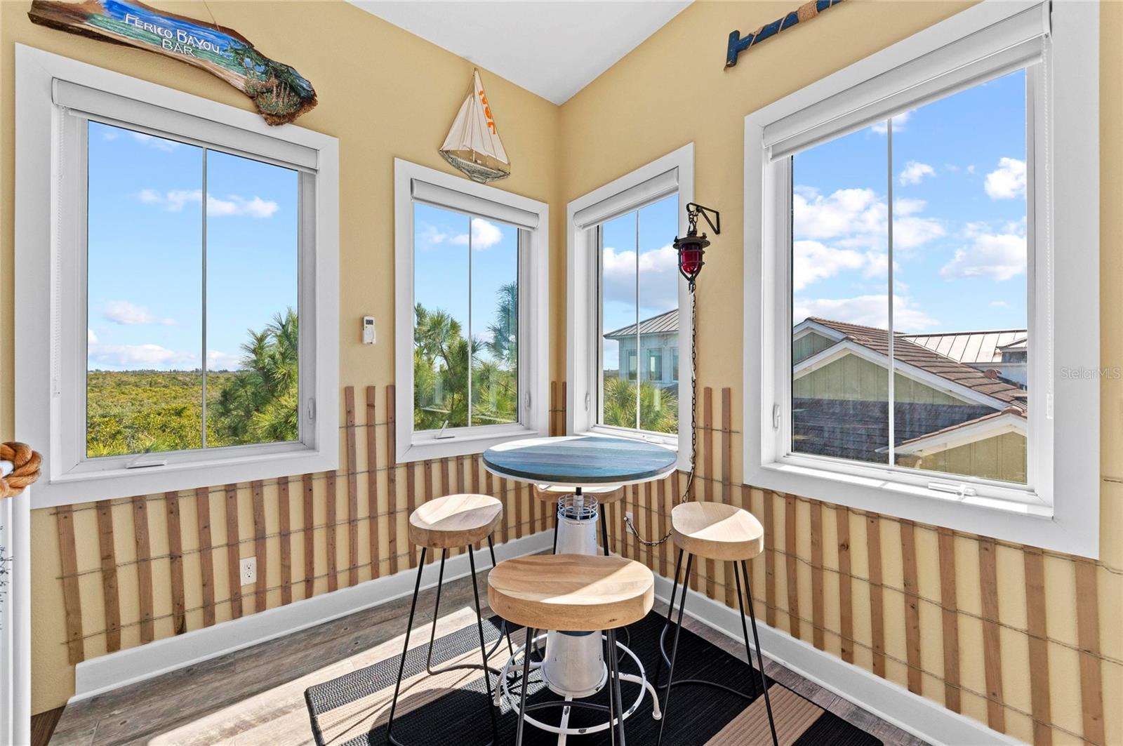 Image 52 of 100 For 267 Sapphire Lake Drive 202