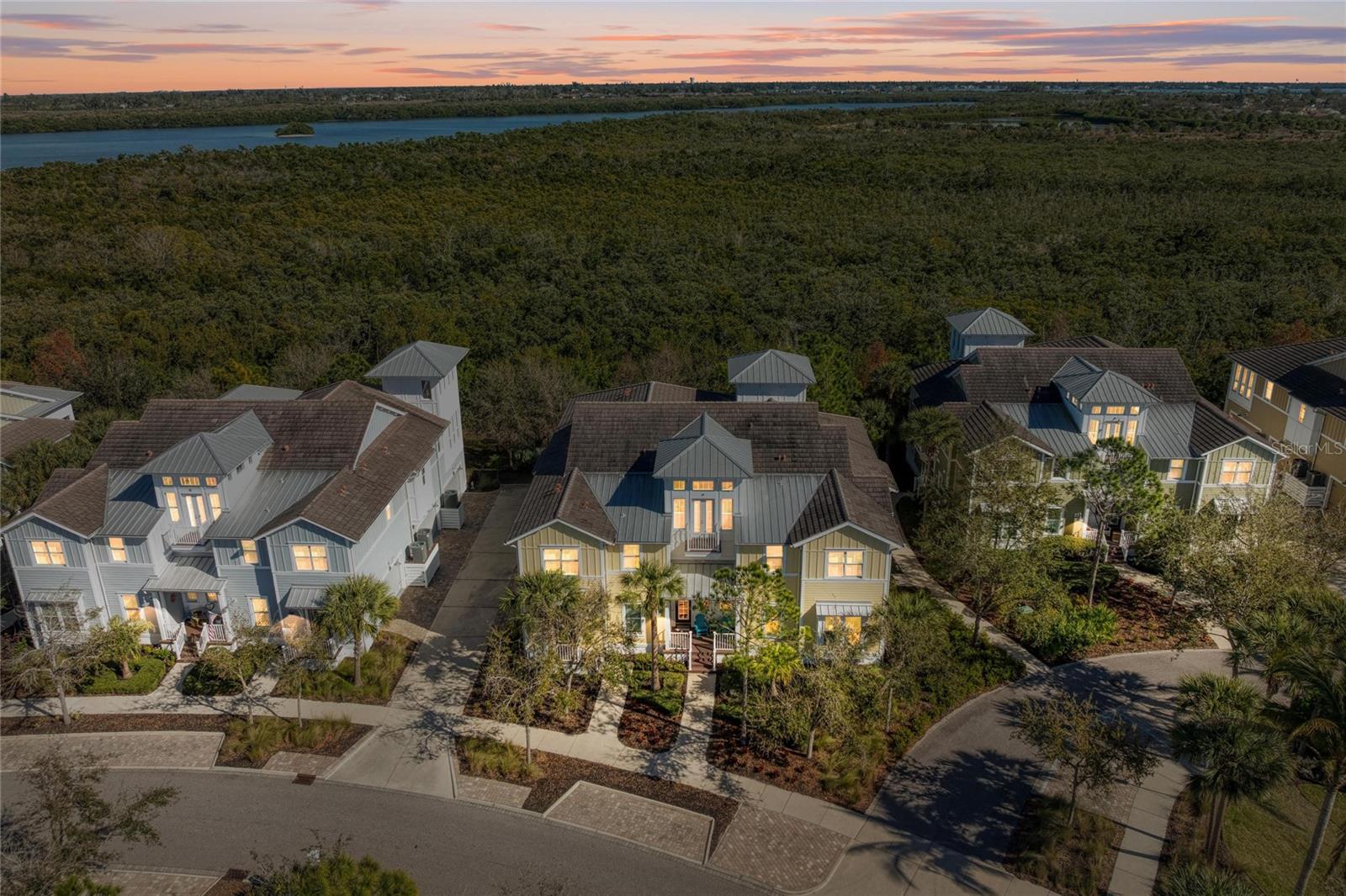 Image 60 of 100 For 267 Sapphire Lake Drive 202