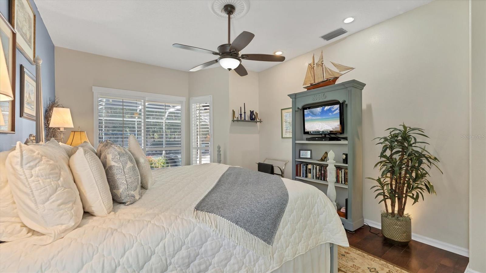 Image 30 of 75 For 9112 19th Drive Nw