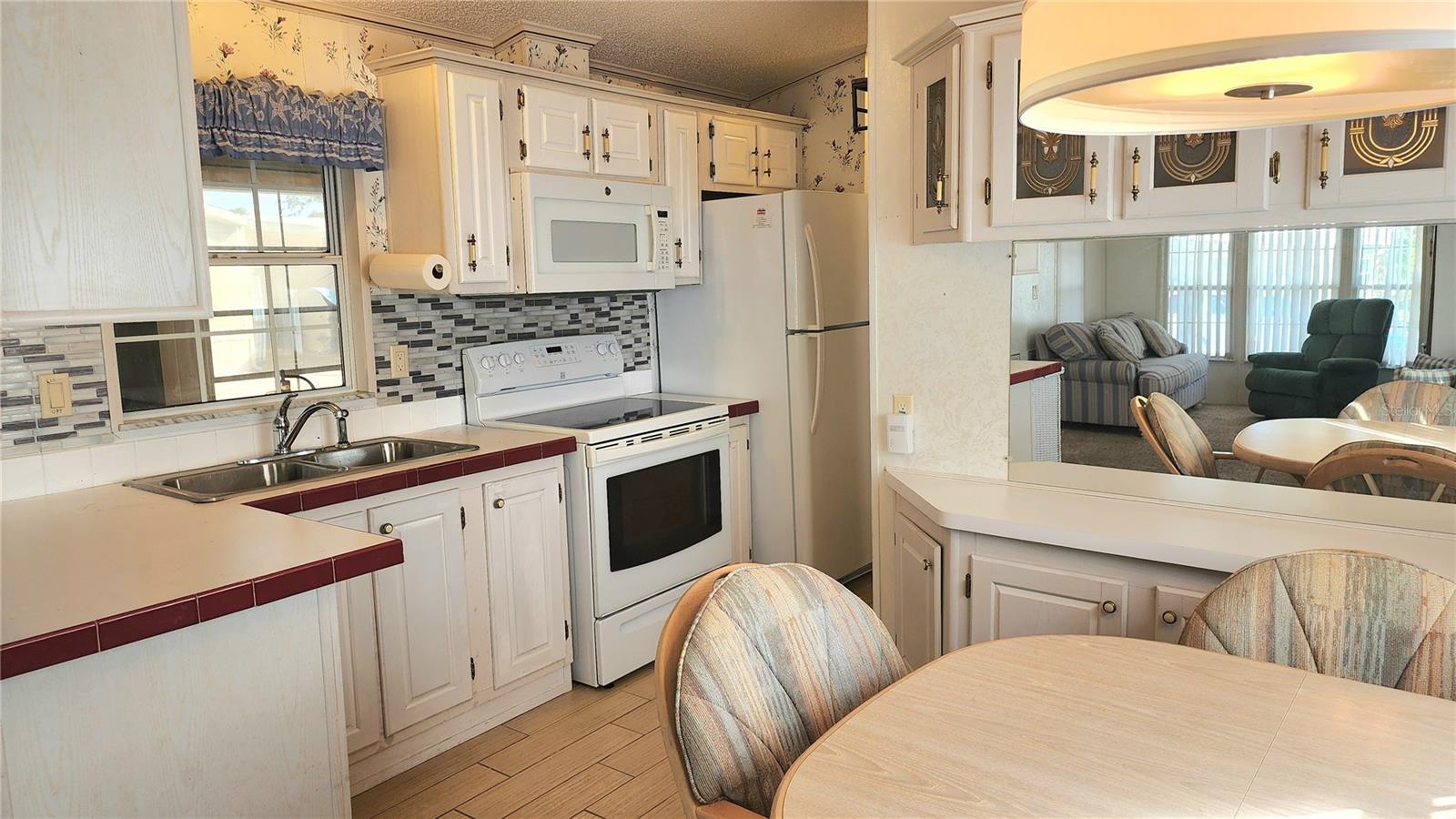 Image 9 of 45 For 3333 26th Avenue E 22