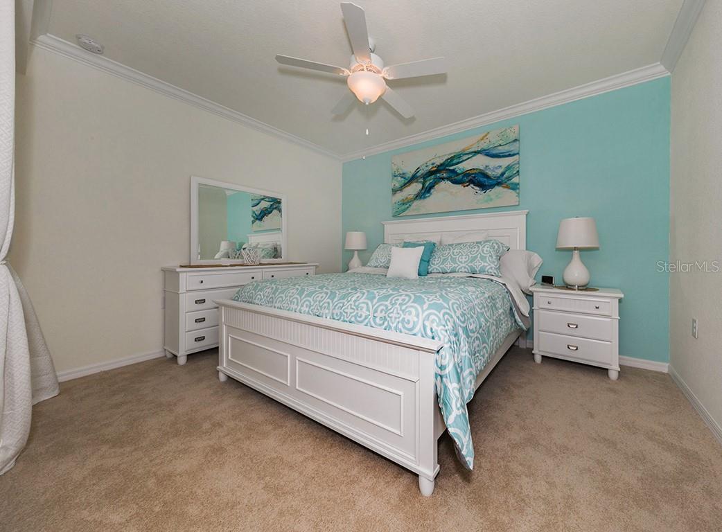 Image 26 of 30 For 16904 Vardon Terrace 202