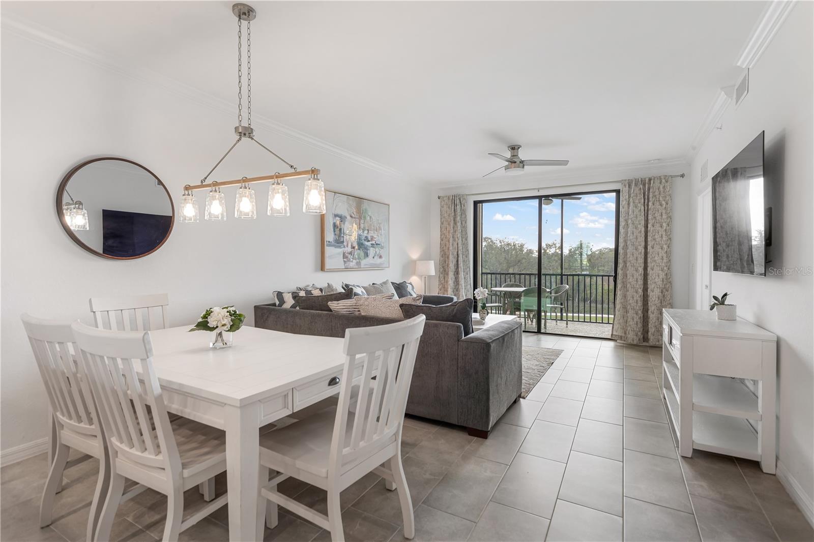 Image 7 of 39 For 18028 Gawthrop Drive 304