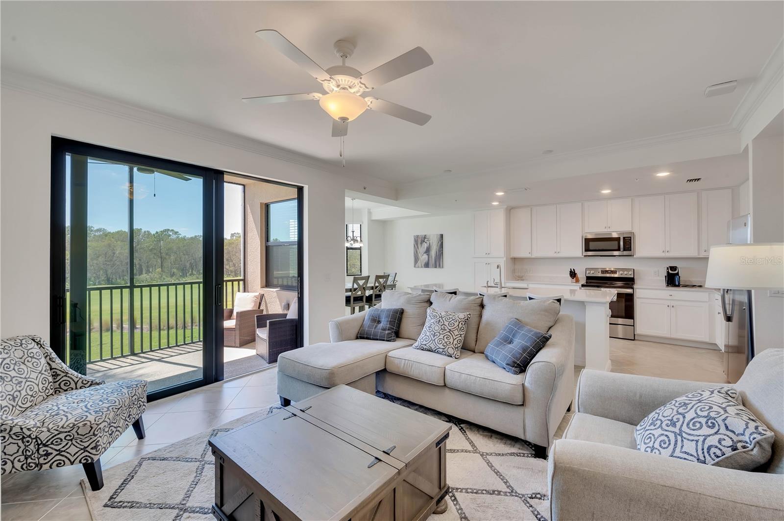 Image 4 of 54 For 17510 Gawthrop Drive 203