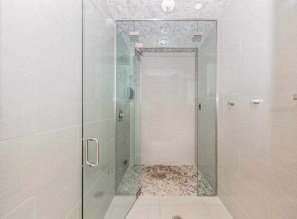 Image 50 of 54 For 17510 Gawthrop Drive 203