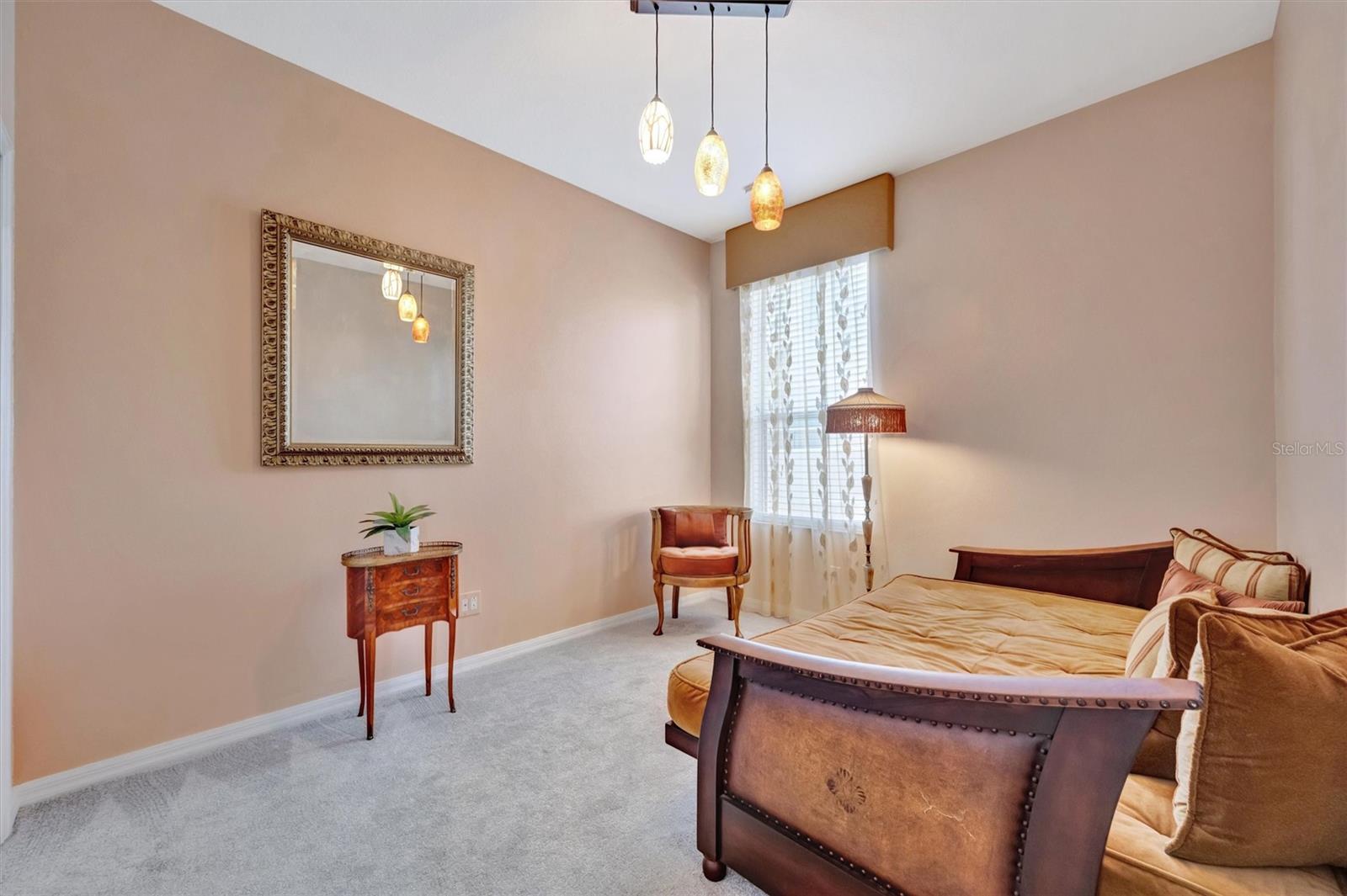 Image 24 of 87 For 1371 Western Pine Circle