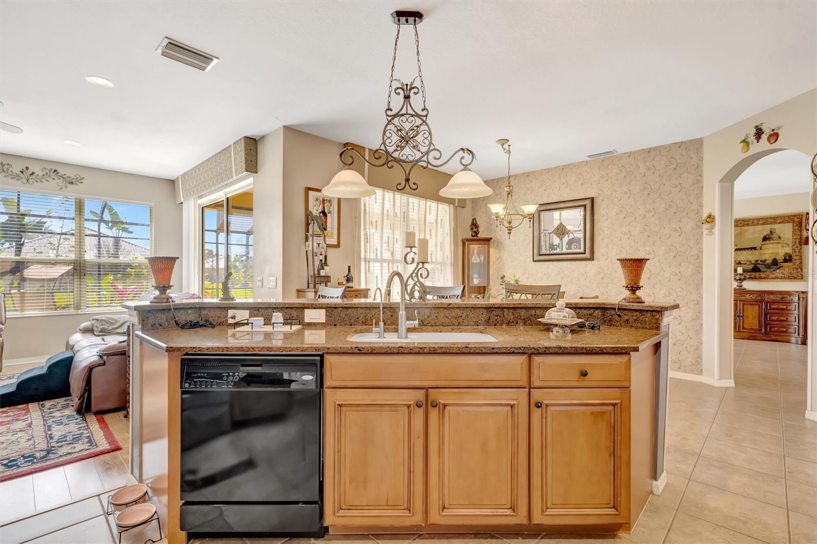 Image 38 of 87 For 1371 Western Pine Circle