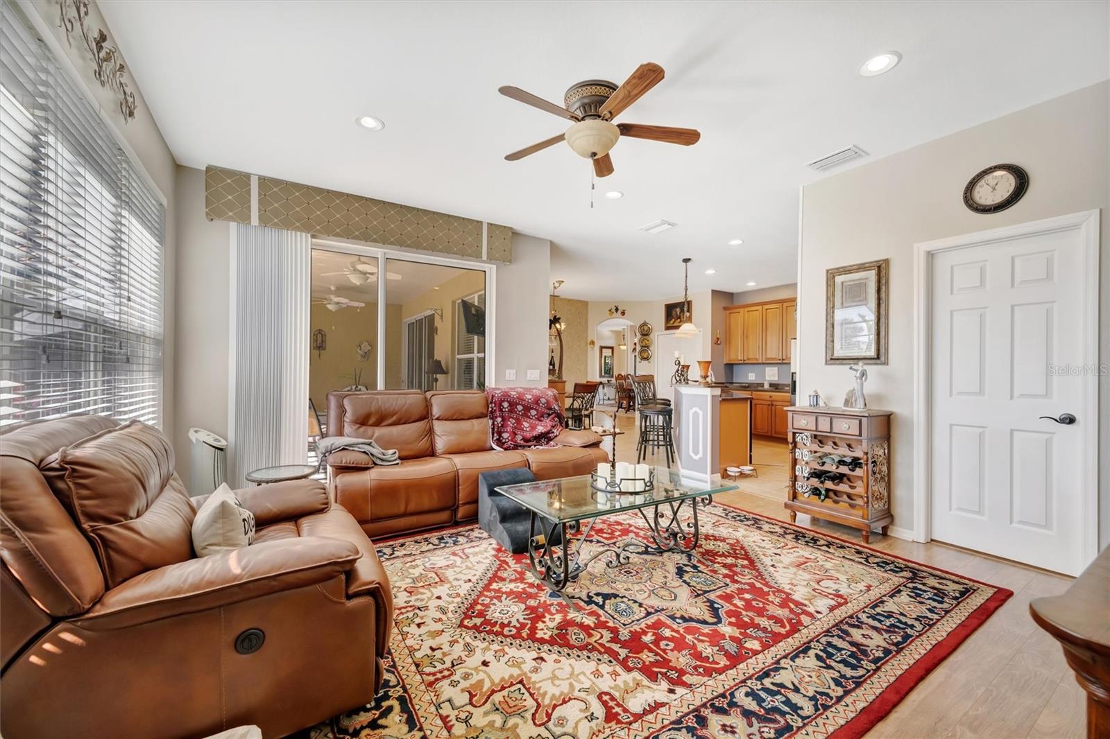 Image 48 of 87 For 1371 Western Pine Circle