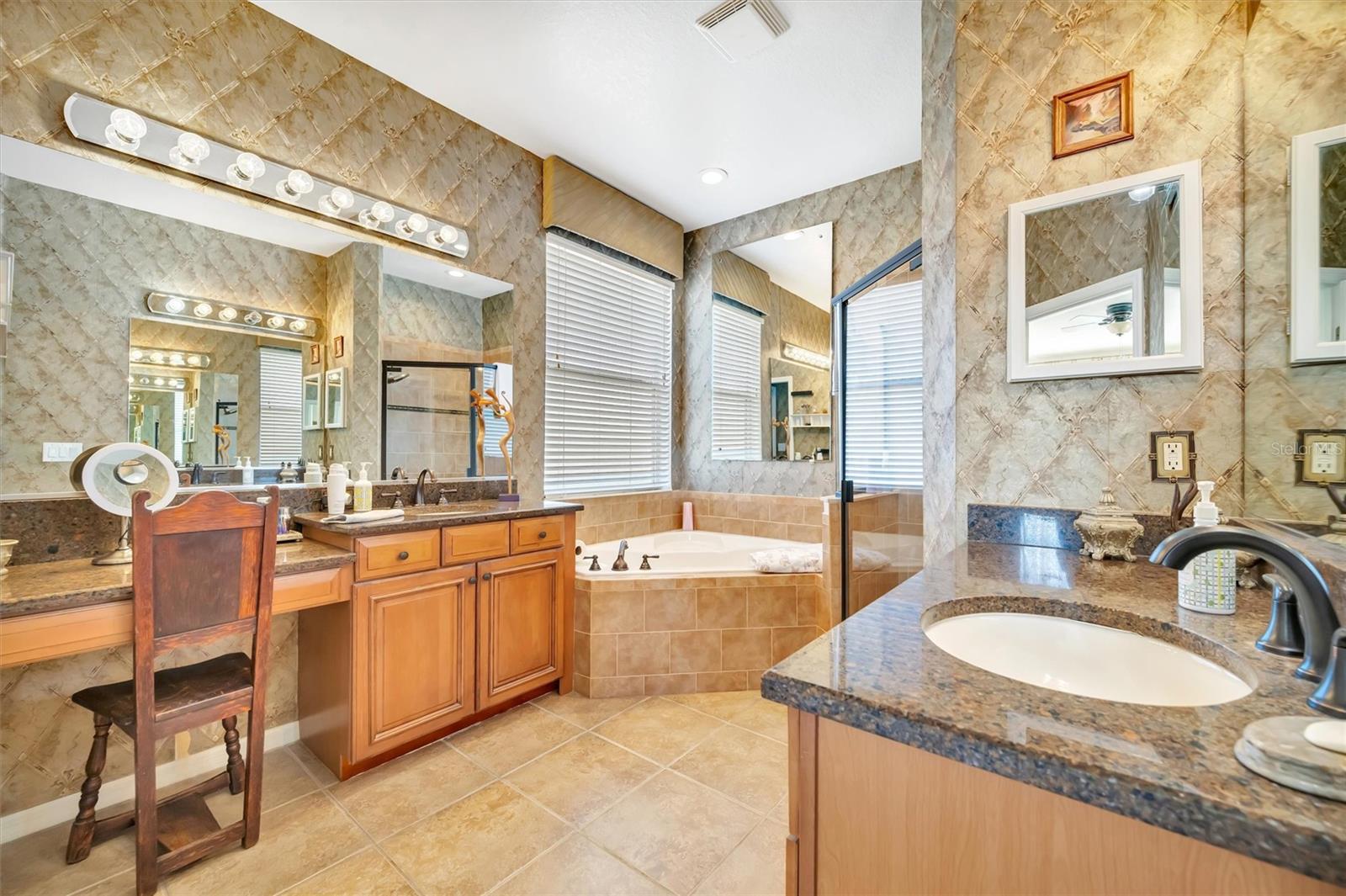 Image 62 of 87 For 1371 Western Pine Circle