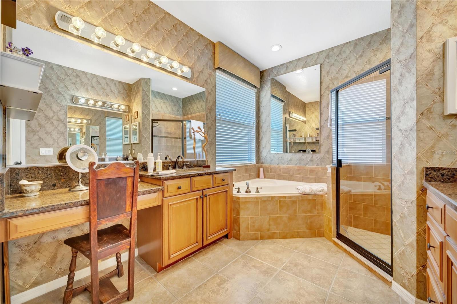 Image 66 of 87 For 1371 Western Pine Circle