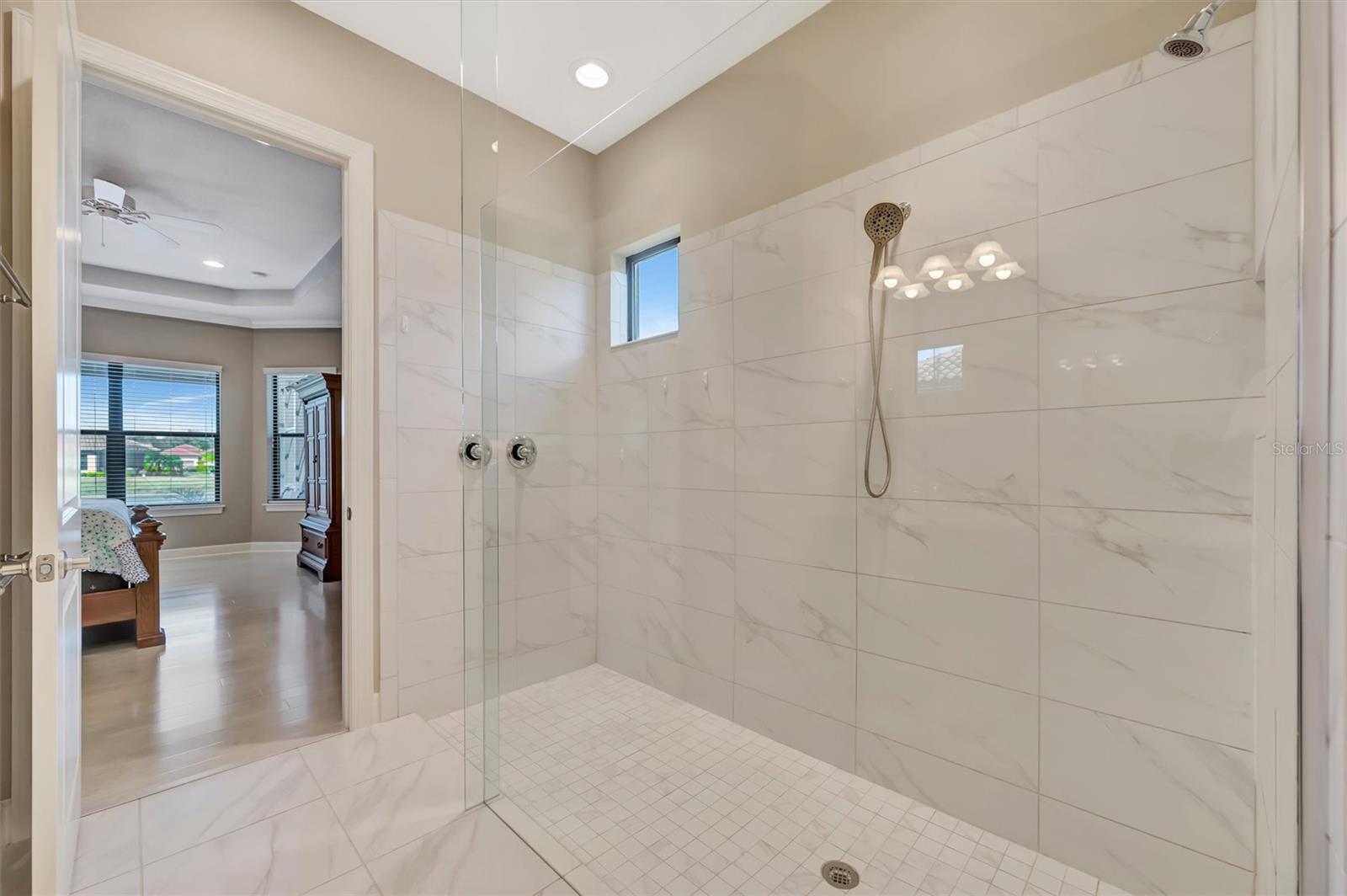 Image 44 of 63 For 10131 Craftsman Park Way